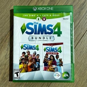 Sims 4: Plus Cats & Dogs Bundle Xbox One - like new